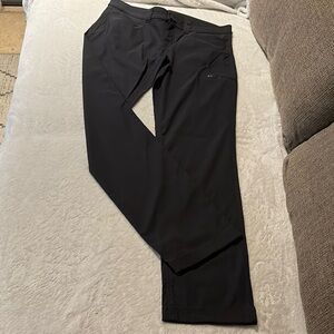 Gently Loved Womens Black Pants by Eddie Bauer